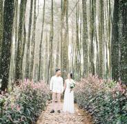 Being Different for Your Big Day by Enjoying The elements of Surprise With Analog Camera
